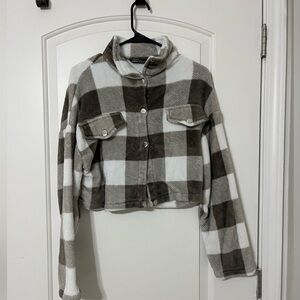 Fluffy cropped flannel